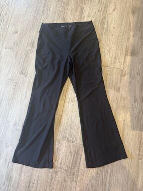 Old Navy Black Active Flare Leggings